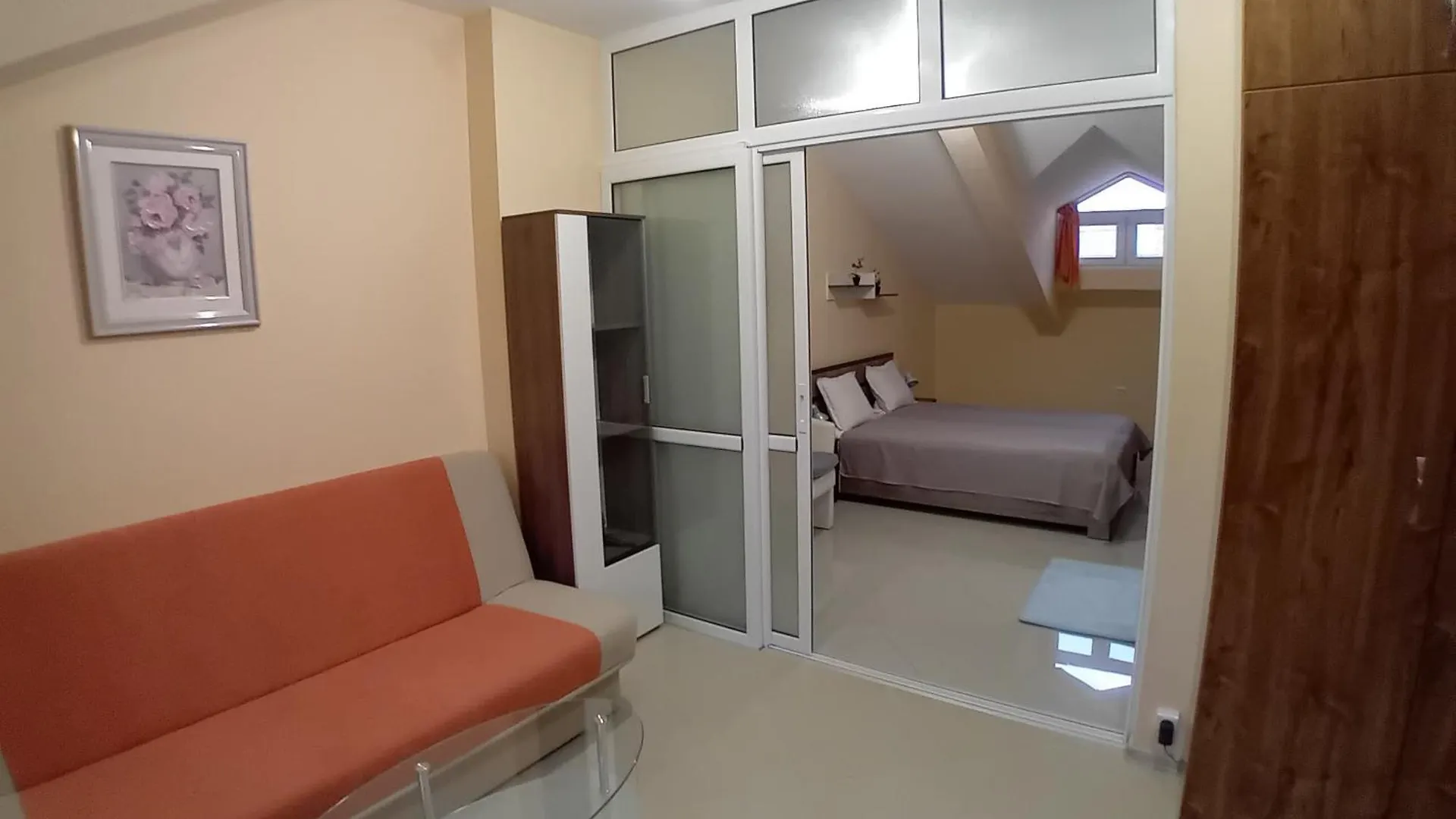 Top Floor Two Bedroom Apartment In Central Burgas