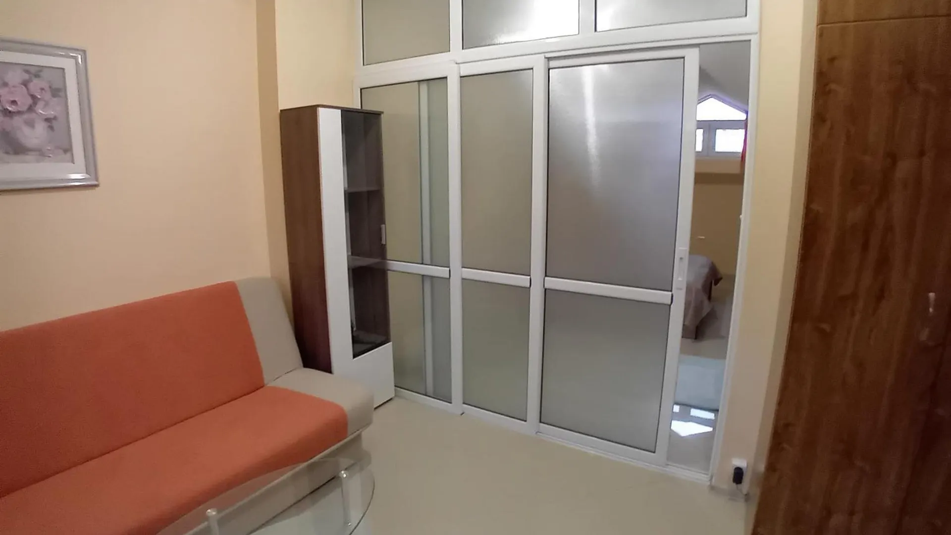 Top Floor Two Bedroom Apartment In Central Burgas